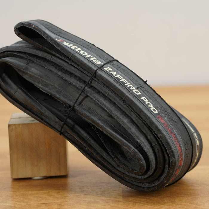 Vittoria Zaffiro Pro 28c - Black - NEW OEM